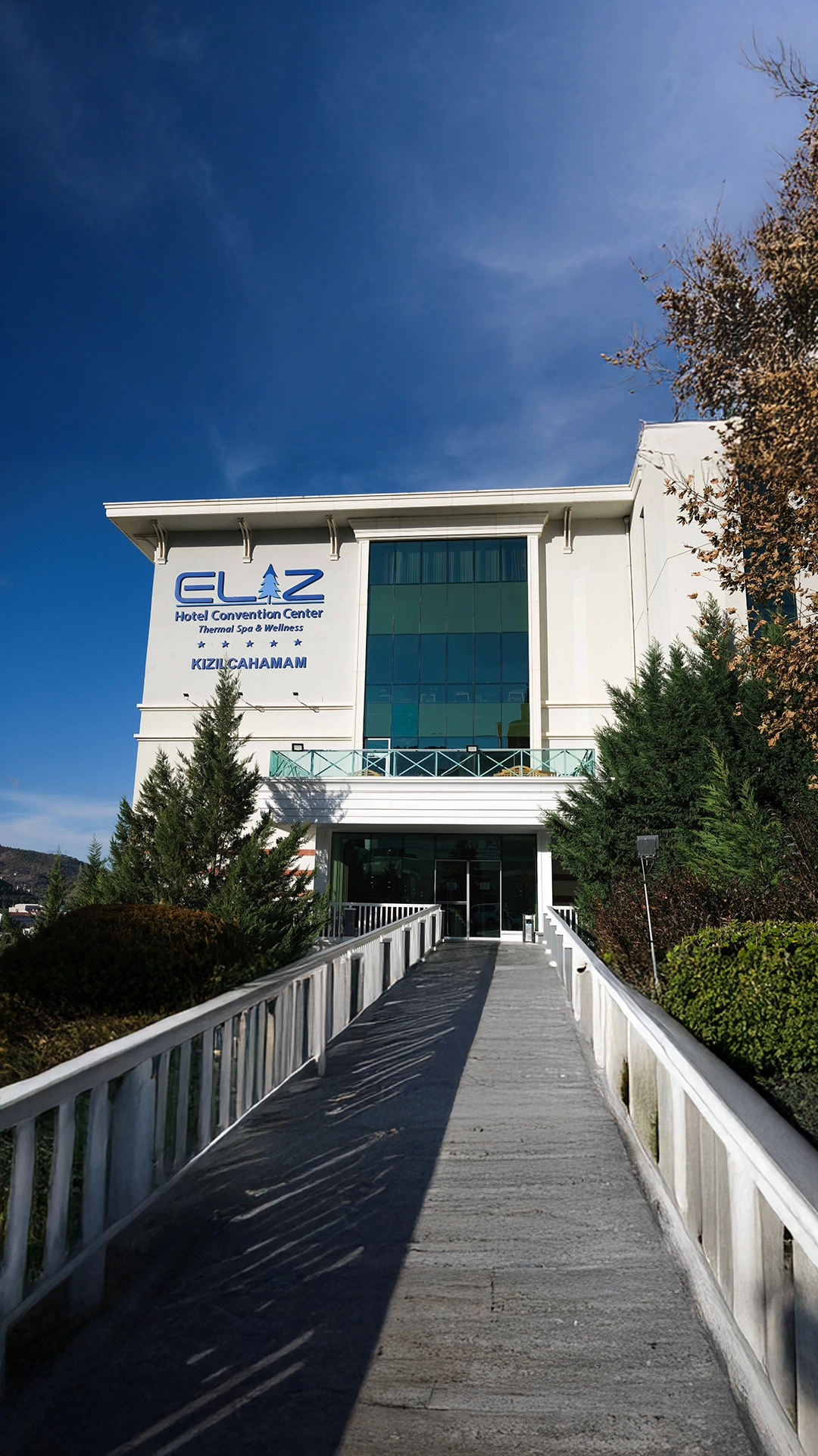 dikey eliz hotel